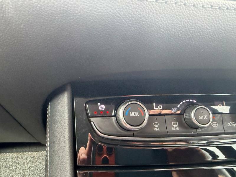 Vauxhall Grandland X 1.2 Turbo Business Edition Nav Red #14