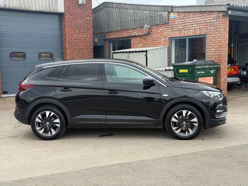 Vauxhall Grandland X 1.2 Turbo Business Edition Nav Red #10