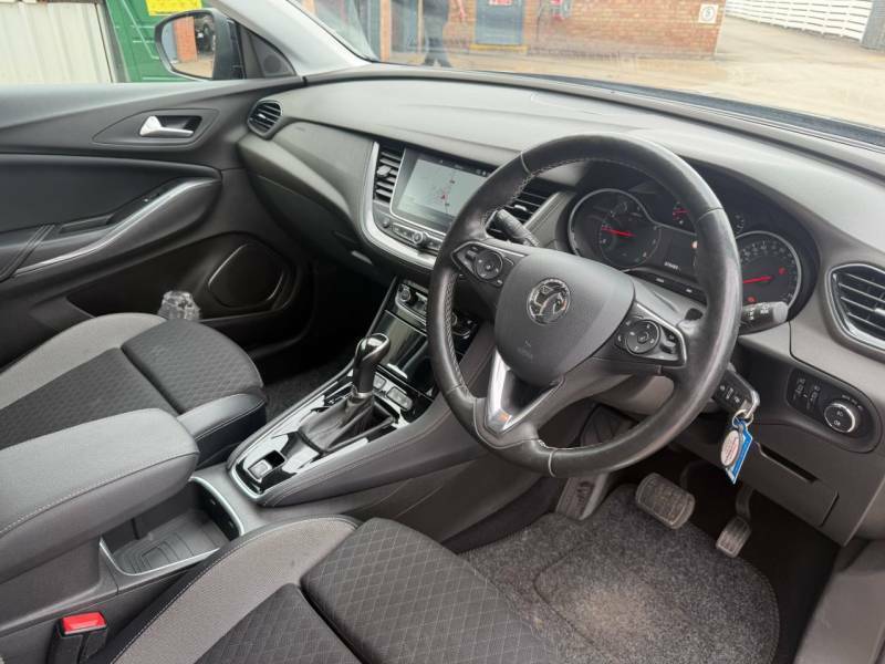 Vauxhall Grandland X 1.2 Turbo Business Edition Nav Red #11