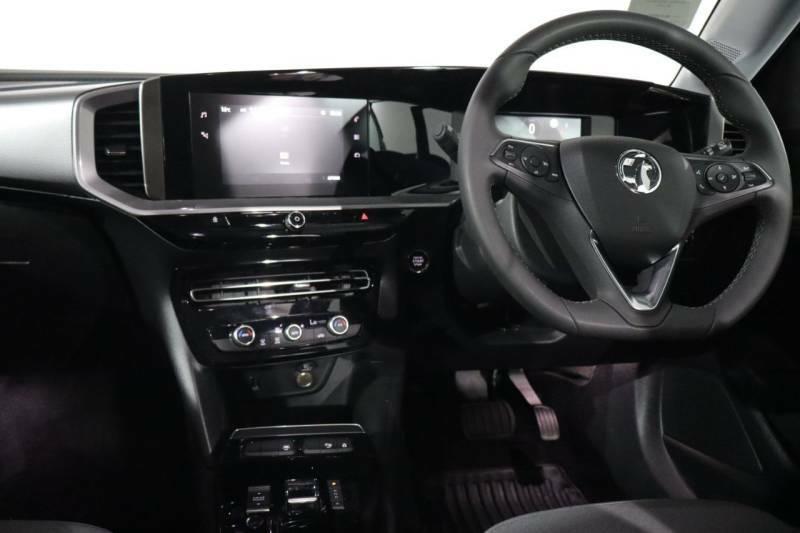 Vauxhall Mokka-e 100Kw Design 50Kwh Black #3