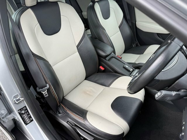 Volvo V40 Cross Country 2014 1.6 D2 Lux Hatchback Powershift Eu Silver #6