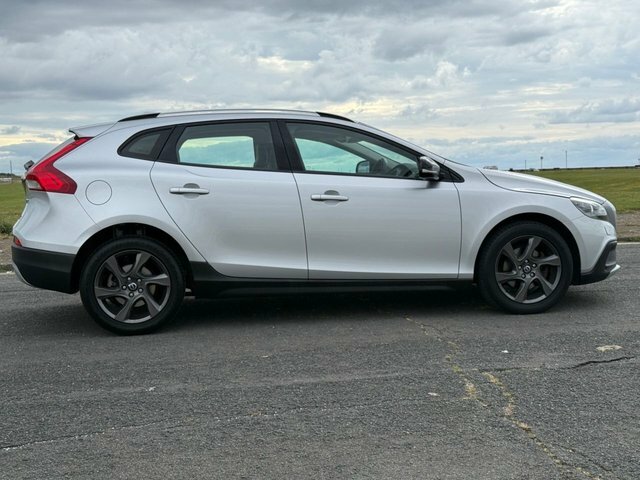 Volvo V40 Cross Country 2014 1.6 D2 Lux Hatchback Powershift Eu Silver #3