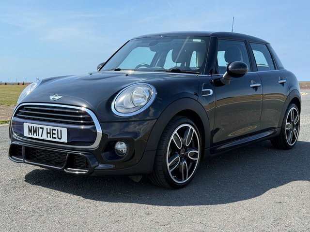Mini Hatch 2017 1.5 Cooper Hatchback Euro 6 Black #3