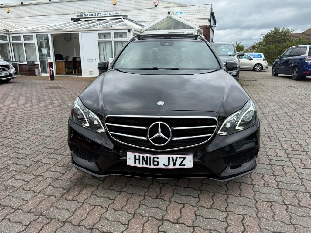 Mercedes-Benz E Class 3.0 V6 Bluetec Amg Night Edition Premium G-troni HN16JVZ Black #2