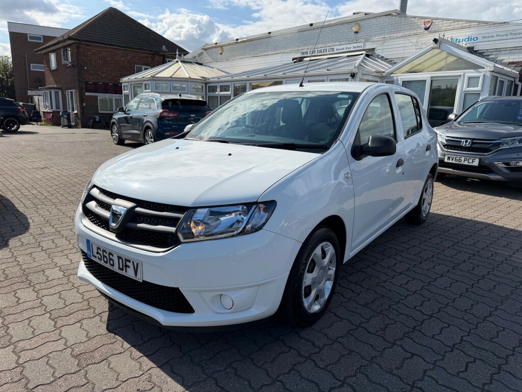 Dacia Sandero Hatchback White #4