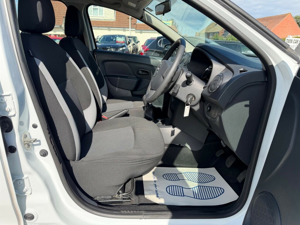 Dacia Sandero Grey #16