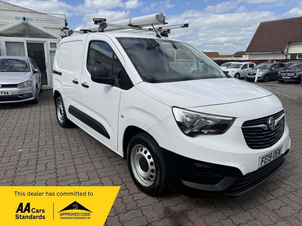 Vauxhall Combo 1.6 Turbo D 2300 Edition L1 H1 Euro 6 Ss White