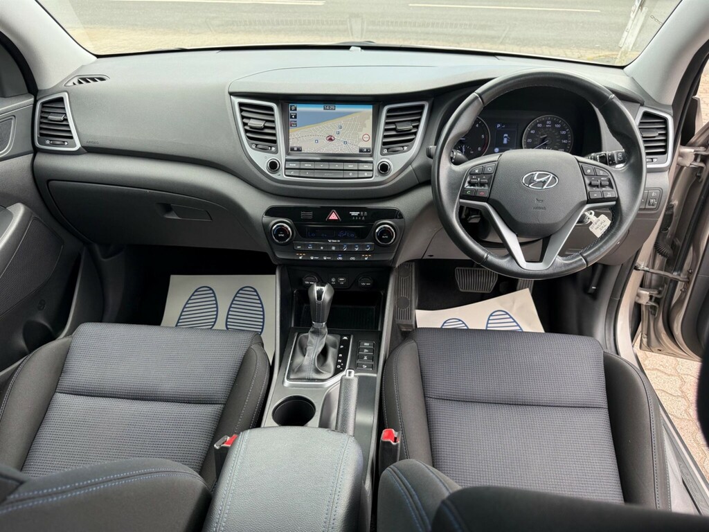 Hyundai Tucson Crdi Se Nav Beige #3