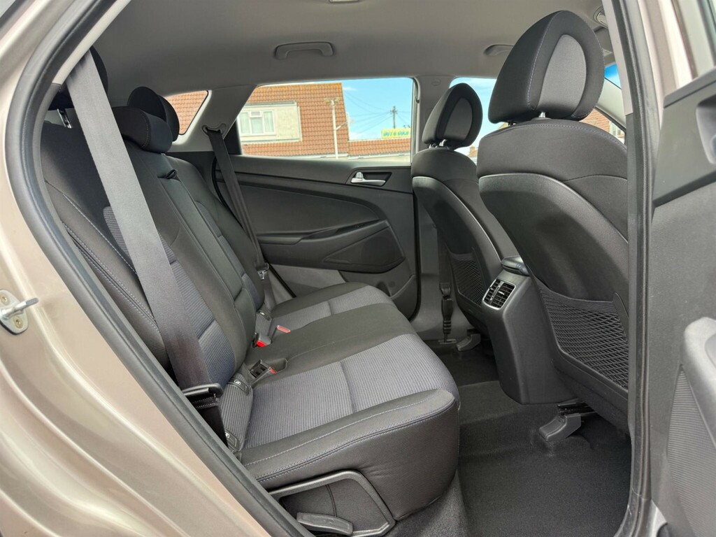 Hyundai Tucson Crdi Blue Drive Se White #28