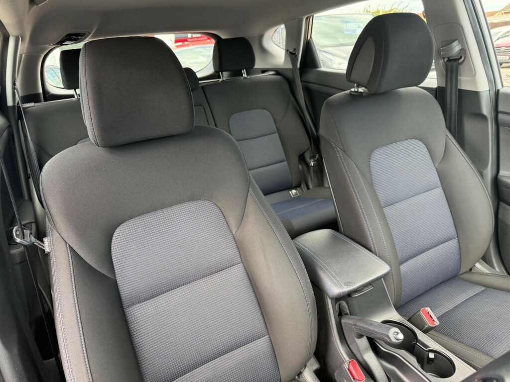 Hyundai Tucson Crdi Blue Drive Se White #25