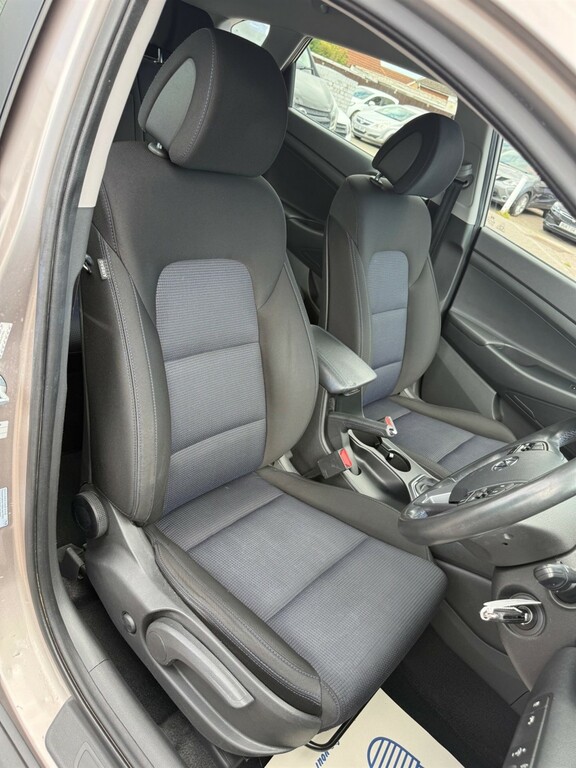 Hyundai Tucson Crdi Blue Drive Se White #24