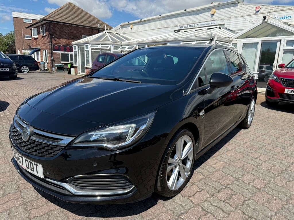 Vauxhall Astra Hatchback Black #4