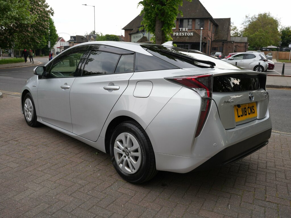 Toyota Prius 1.8 Active Hybrid 5-Dr Hatchback Silver #14