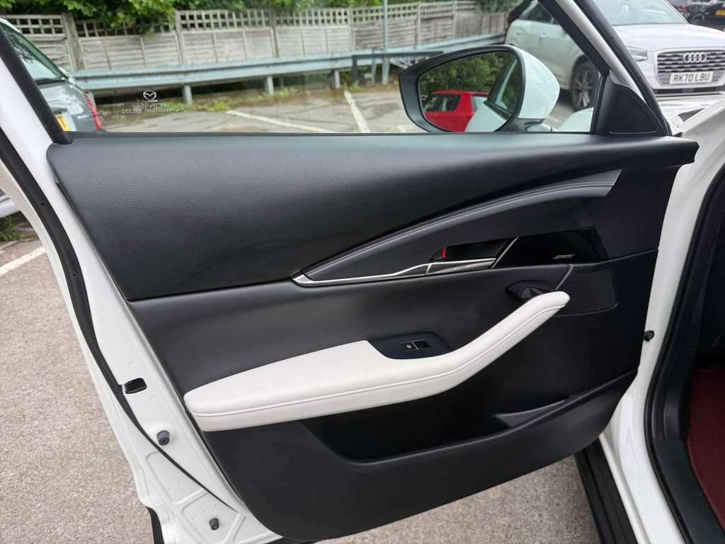 Mazda CX-30 2.0 E-skyactiv G Mhev Se-l Lux Black #13