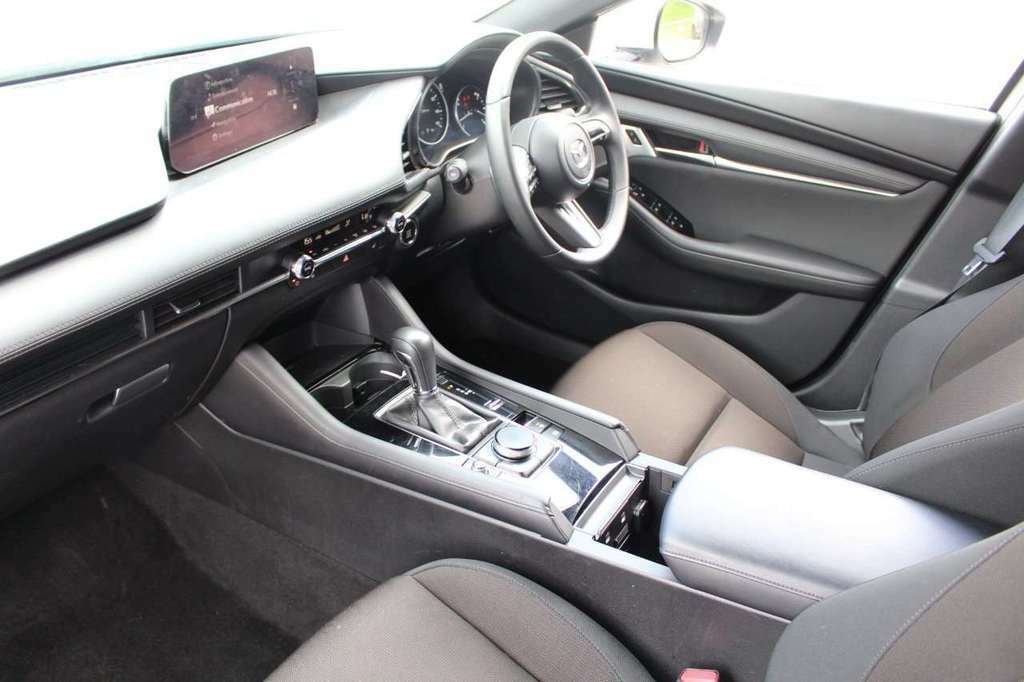 Mazda 3 2.5 E-skyactiv G Mhev 140 Centre-line White #13