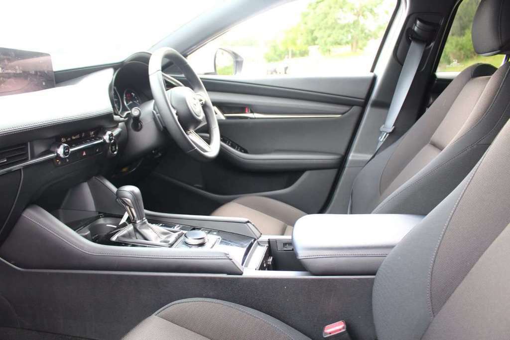 Mazda 3 2.5 E-skyactiv G Mhev 140 Centre-line White #15