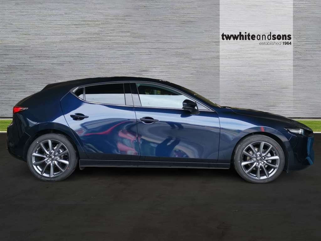 Mazda 3 2.5 E-skyactiv G Mhev 140 Homura White #8