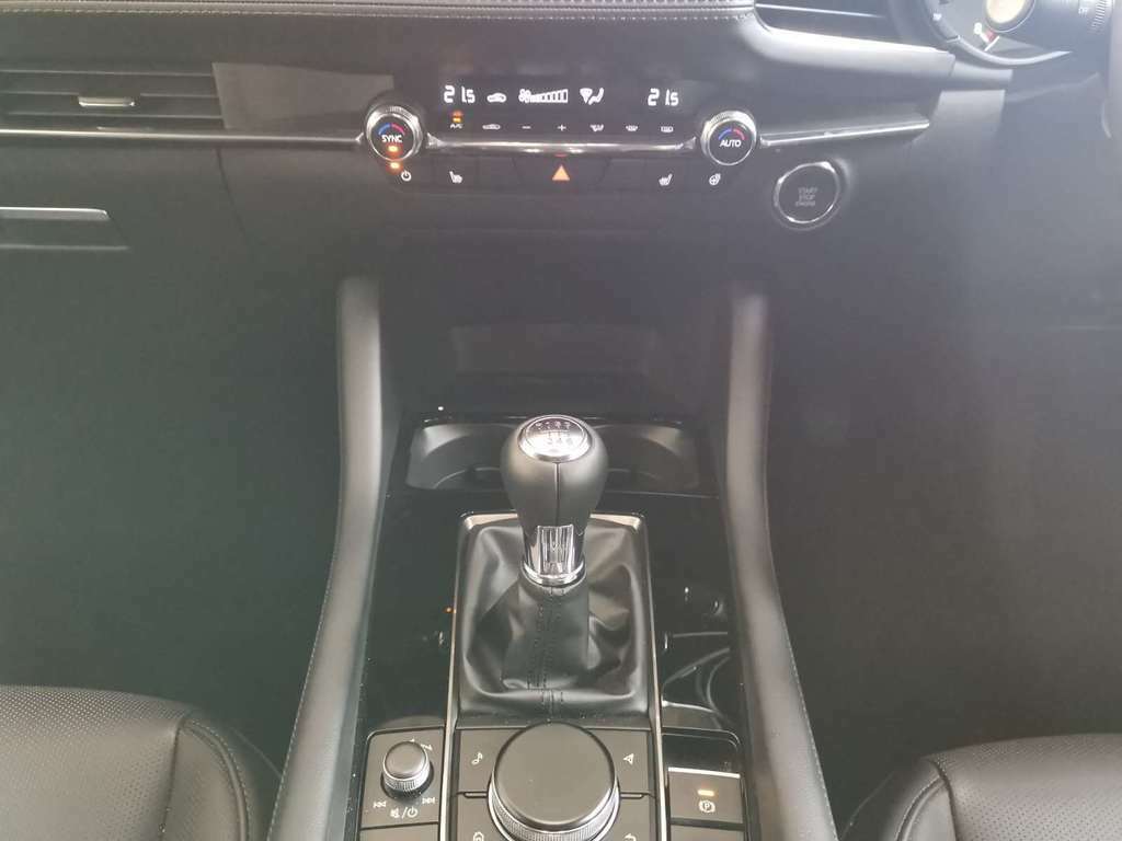 Mazda 3 2.5 E-skyactiv G Mhev 140 Homura White #13