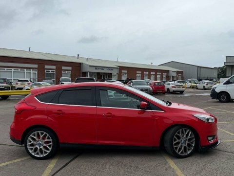 Ford Focus 1.5 Ecoboost Zetec S Silver #2
