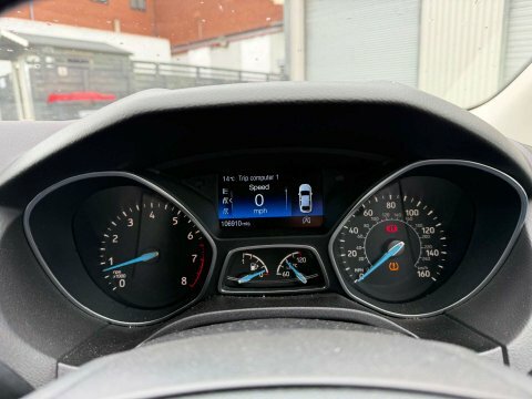 Ford Focus 1.5 Ecoboost Zetec S Silver #4