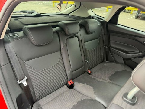 Ford Focus 1.5 Ecoboost Zetec S Silver #14