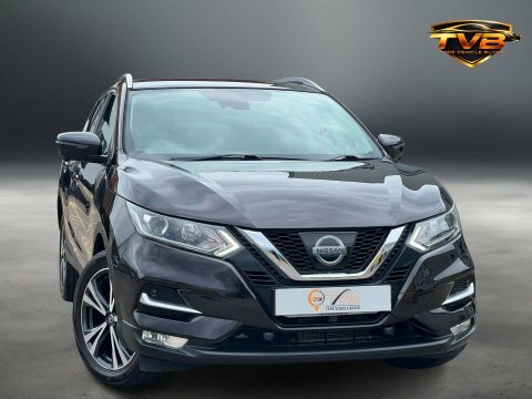 Nissan Qashqai 1.2 Qashqai N-connecta Black