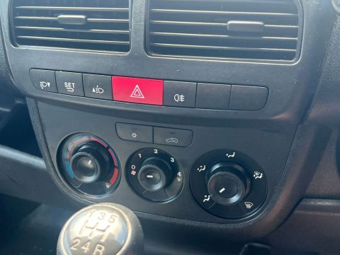 Vauxhall Combo Mpv Silver #24