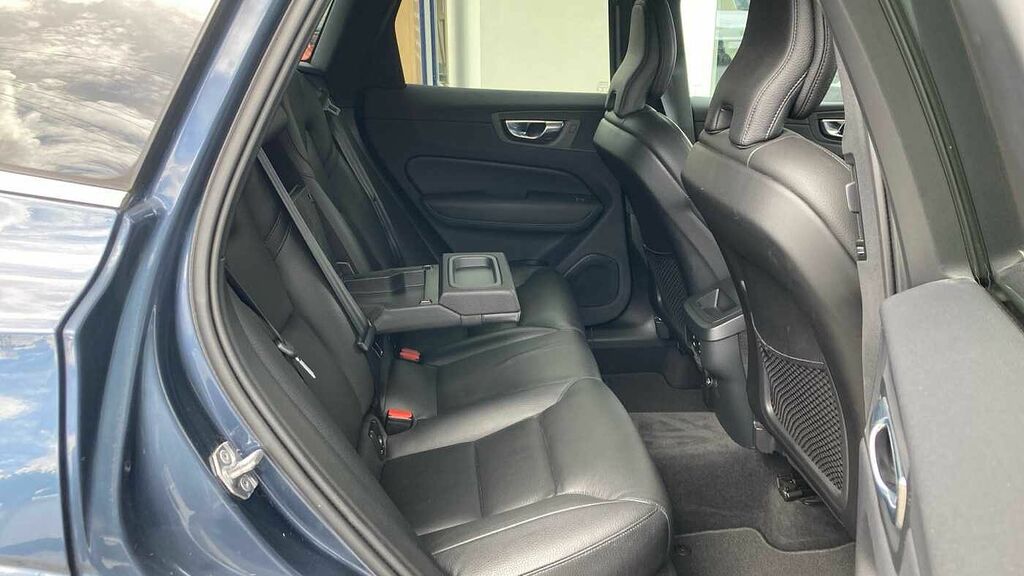 Volvo XC60 T4 Edition CX69GYE Blue #6