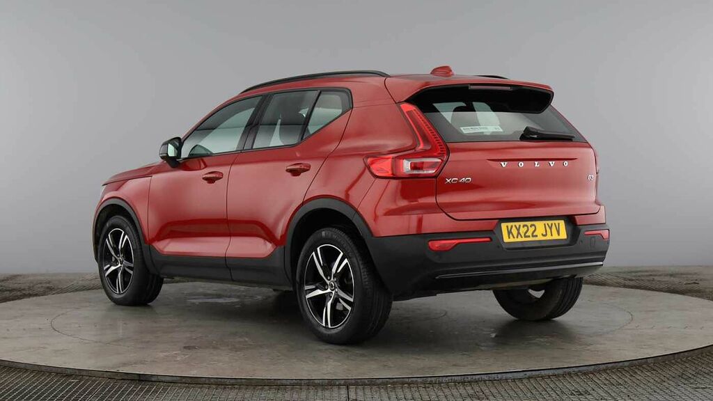 Volvo XC40 Plus, B3 Mild Hybrid, Dark KX22JYV Red #3