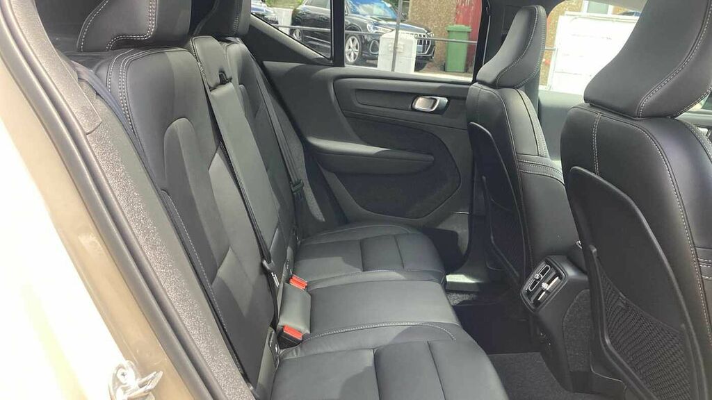 Volvo XC40 Ultra, B3 Mild Hybrid, Dark NX25CXO #6