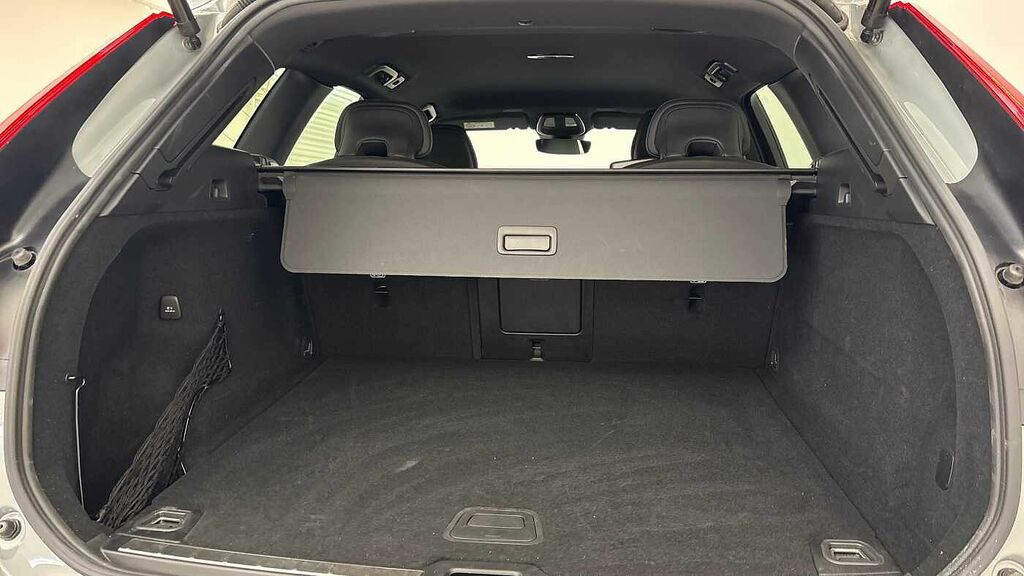 Volvo XC60 Black Edition Plus, B5 Awd Mild Hybrid, Grey #5