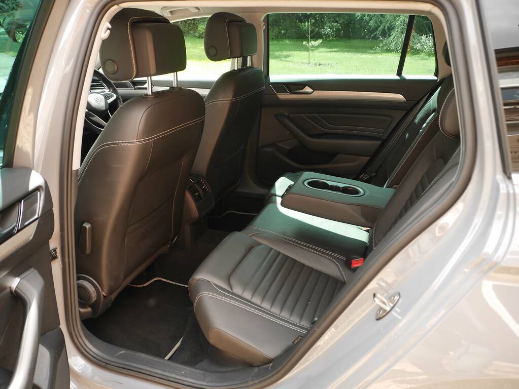 Volkswagen Passat 1.4L Gte Advance Grey #13