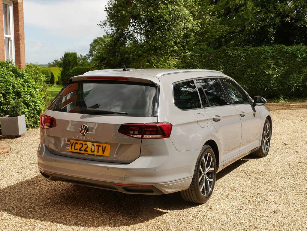Volkswagen Passat 1.4L Gte Advance Grey #7