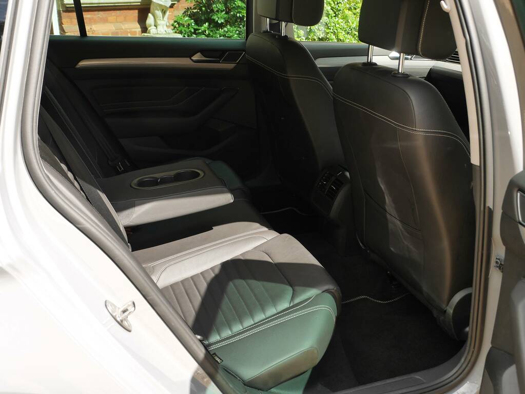 Volkswagen Passat 1.4L Gte Advance Grey #12