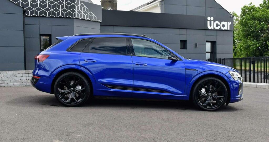 Audi Q8 e tron Suv 55 Black Edition Quattro 114Kwh 11Kw Blue #4