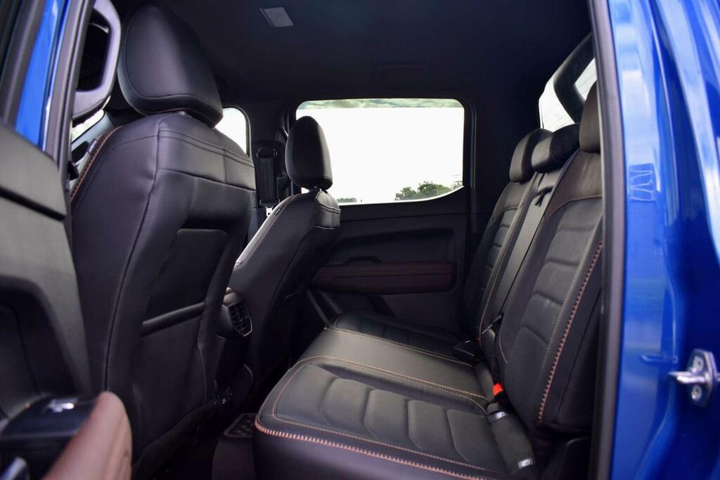 Volkswagen Amarok Pickup Grey #29