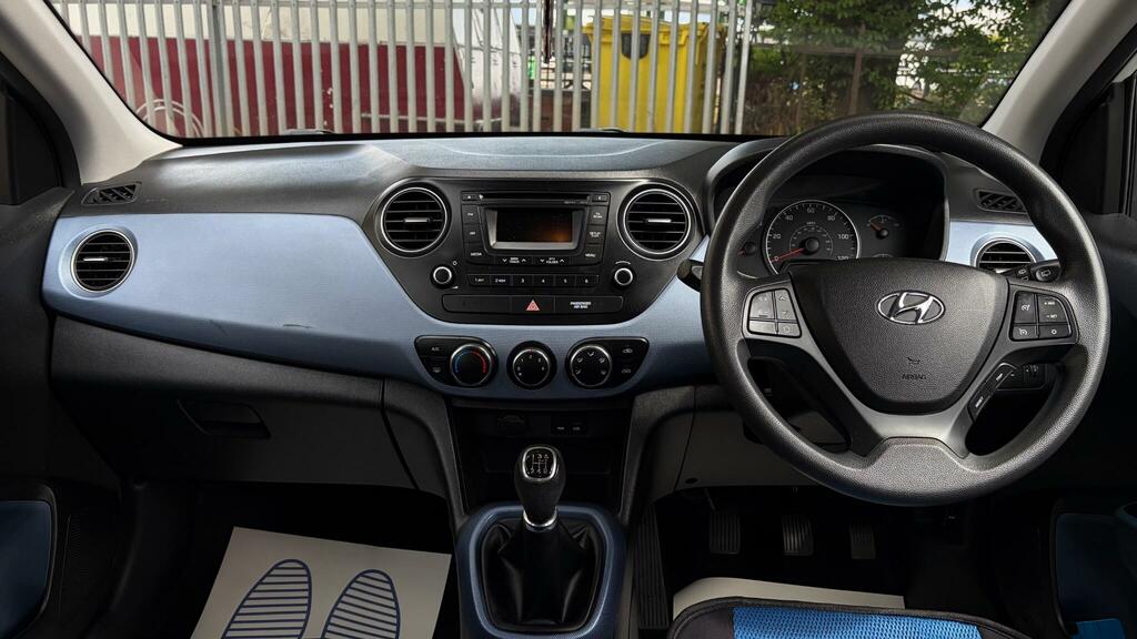 Hyundai I10 1.0 Se Euro 5 OU15TYW White #2