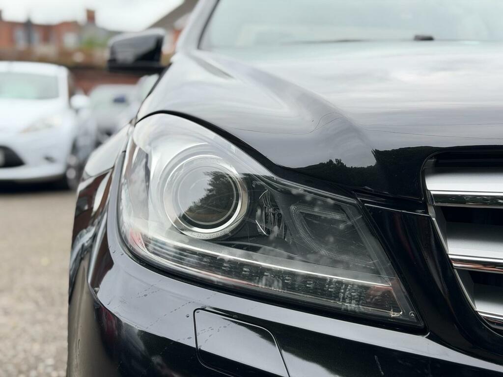 Mercedes-Benz C Class White #42