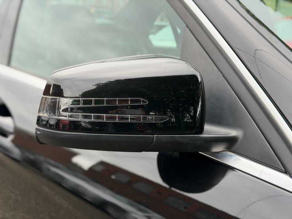 Mercedes-Benz C Class White #47