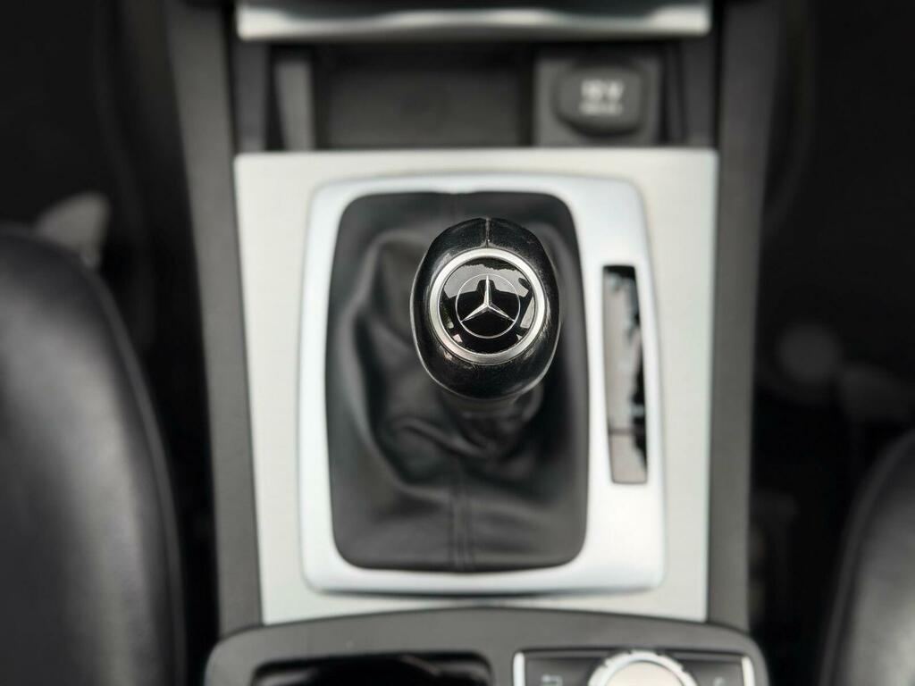 Mercedes-Benz C Class White #16