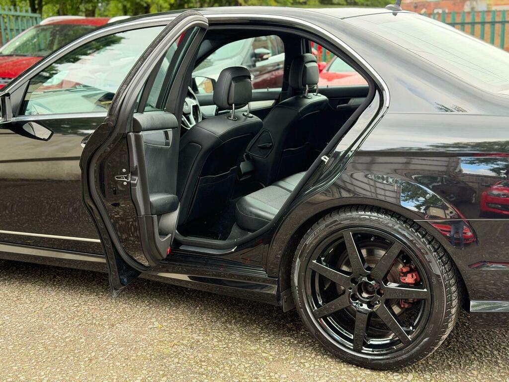 Mercedes-Benz C Class White #36