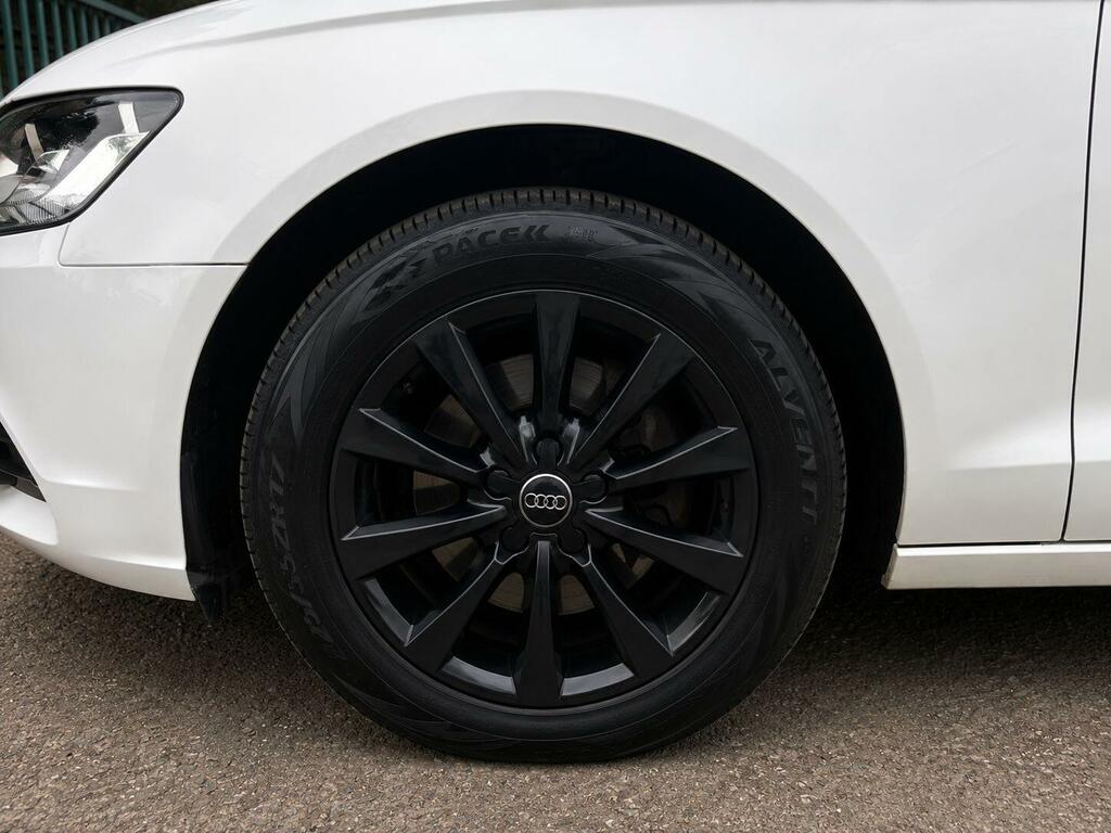 Audi A6 Saloon Black Edition White #28