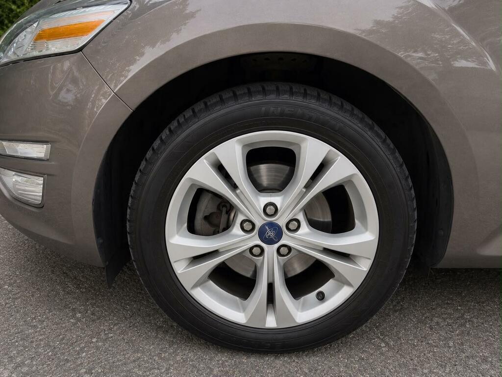 Ford Mondeo Mondeo Graphite T Blue #35