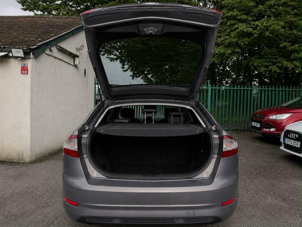 Ford Mondeo Mondeo Graphite T Blue #33