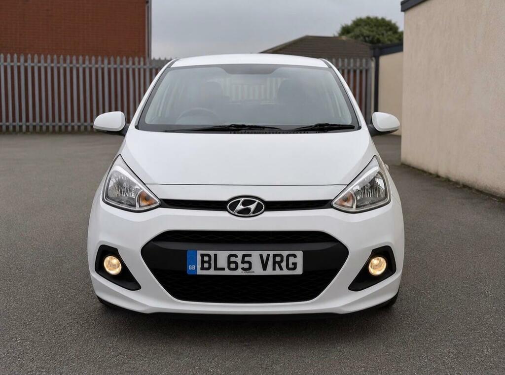 Hyundai I10 Se White #3