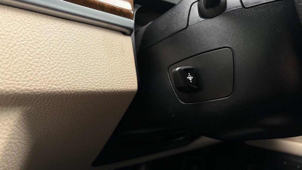 BMW 5 Series 2.0 520D Se Touring Black #25
