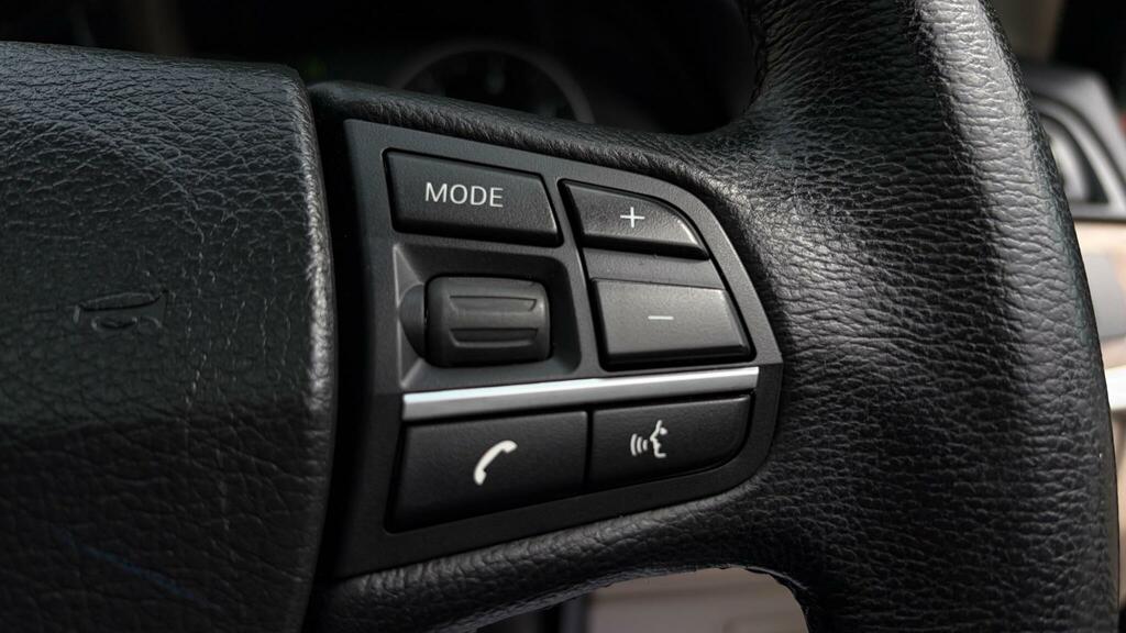 BMW 5 Series 2.0 520D Se Touring Black #22