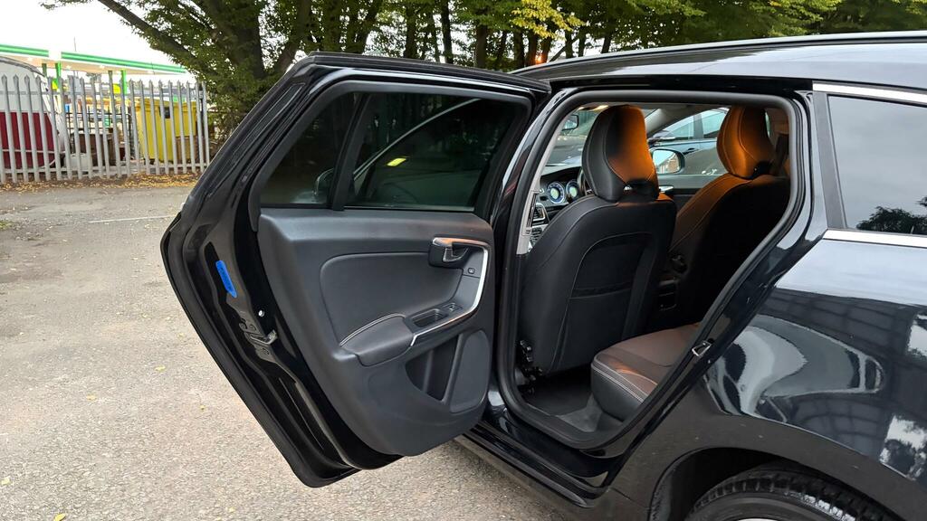 Volvo V60 2.0 D3 Es Nav Euro 5 Ss Black #46