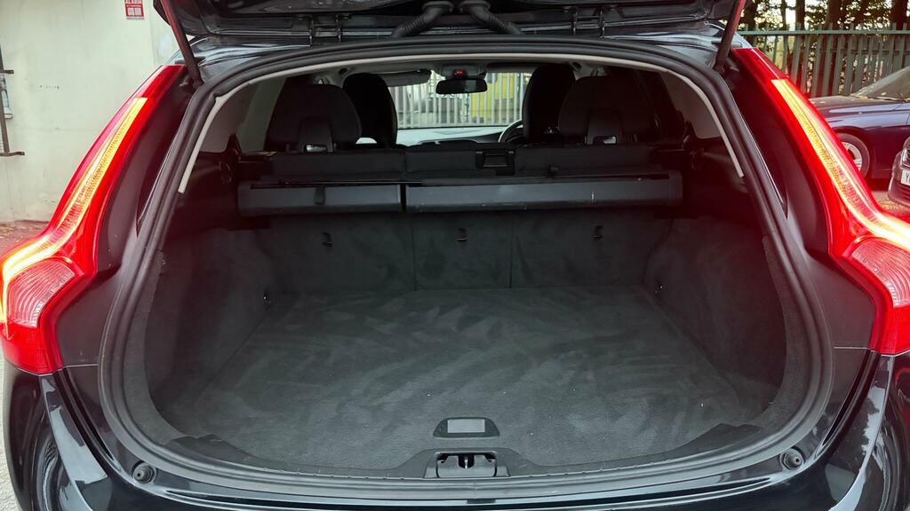 Volvo V60 2.0 D3 Es Nav Euro 5 Ss Black #32