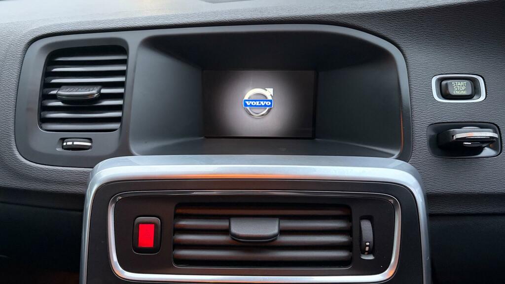 Volvo V60 2.0 D3 Es Nav Euro 5 Ss Black #21